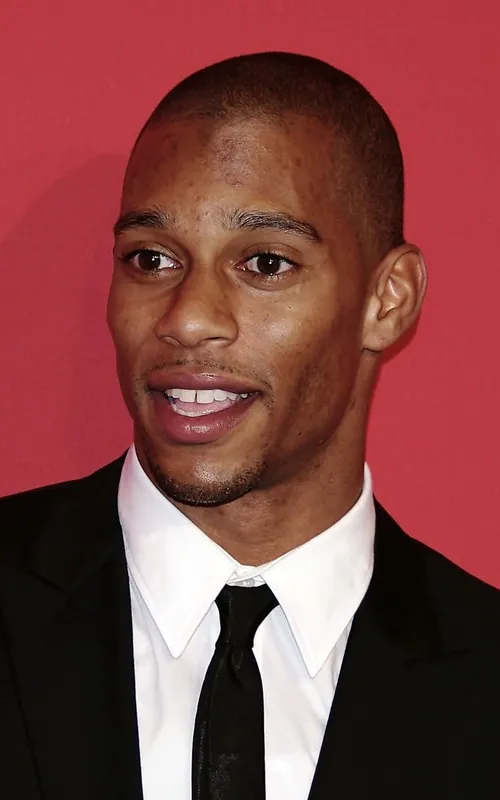 Victor Cruz