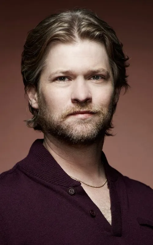 Todd Lowe