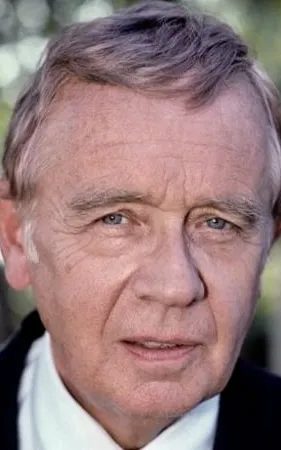 Warren Frost