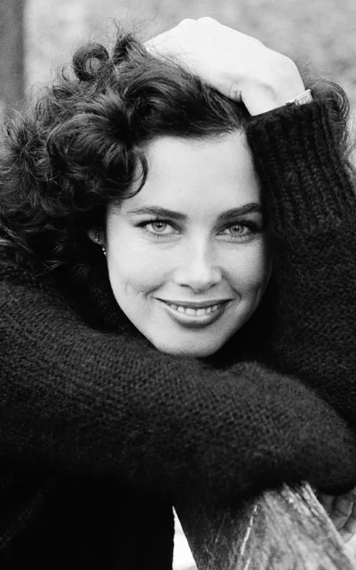 Dayle Haddon