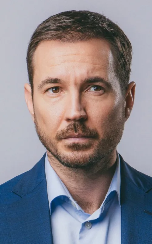 Martin Compston