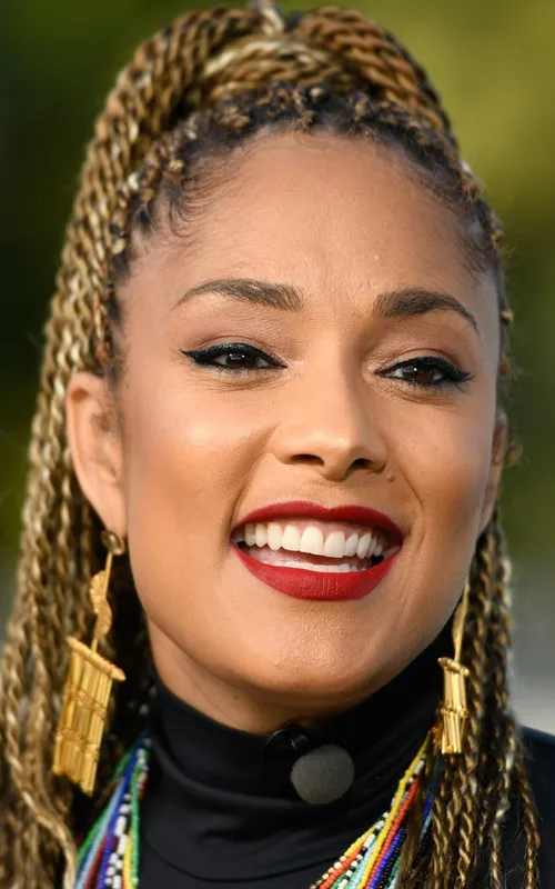 Amanda Seales