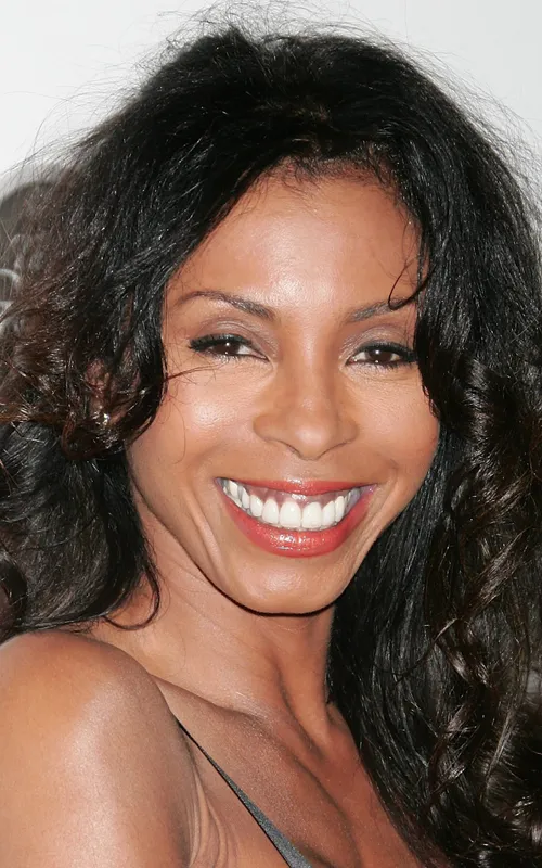 Khandi Alexander