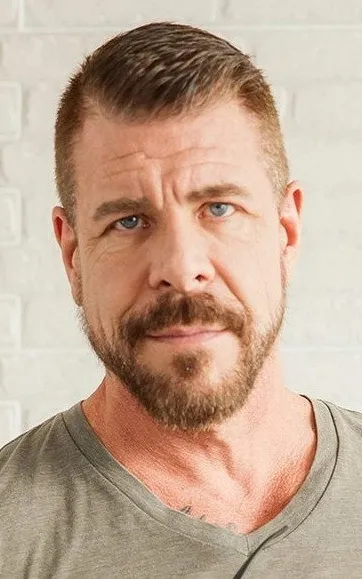 Rocco Steele