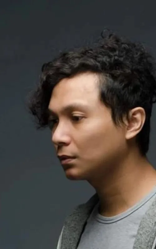 Nicco Manalo