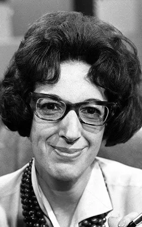 Marjorie Proops