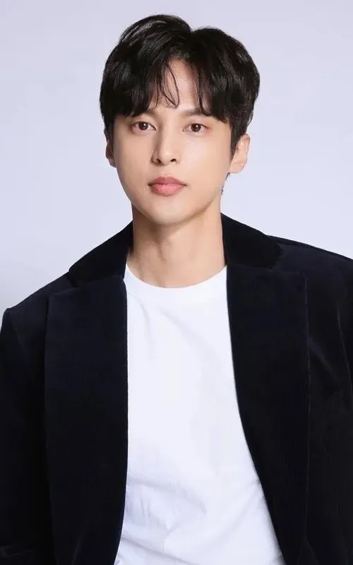 Yoon Sun-woo