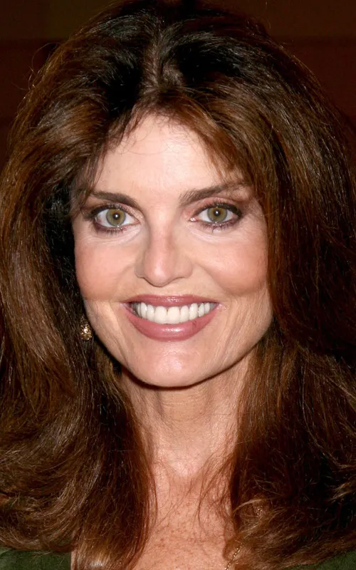 Tracy Scoggins