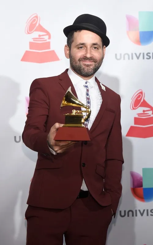 Eduardo Cabra
