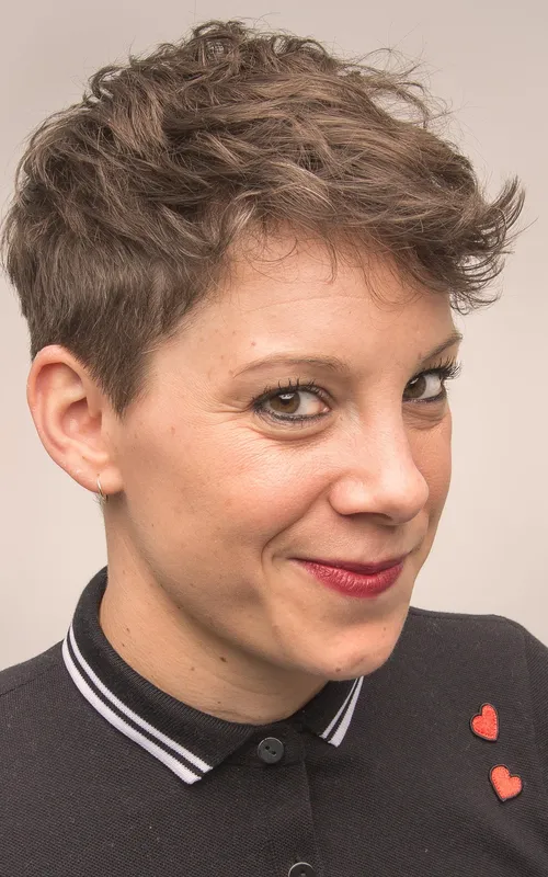 Suzi Ruffell