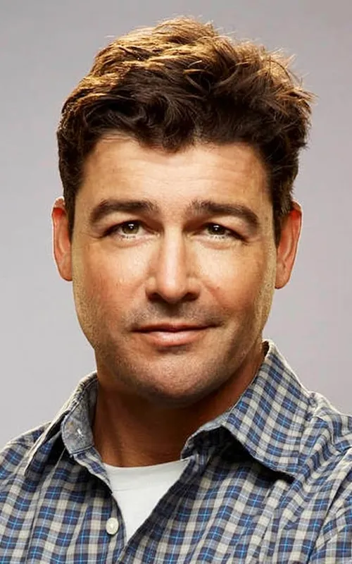 Kyle Chandler