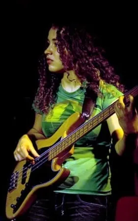 Tal Wilkenfeld