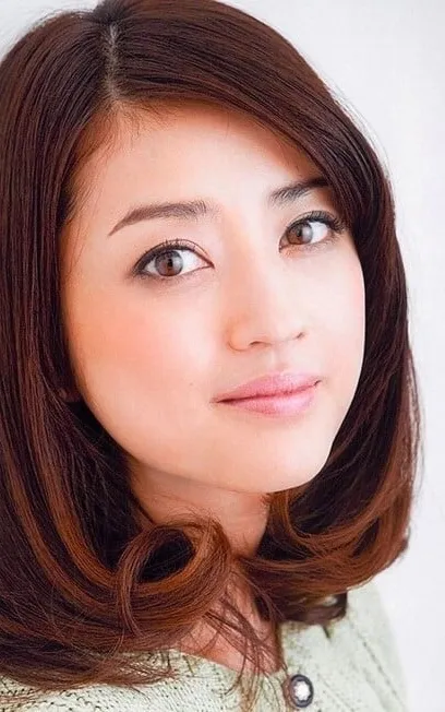 Mayu Ozawa