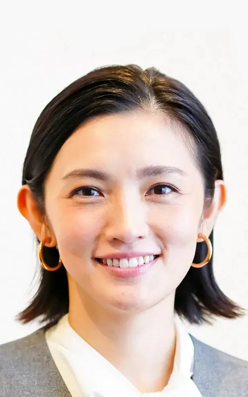 Mari Hoshino