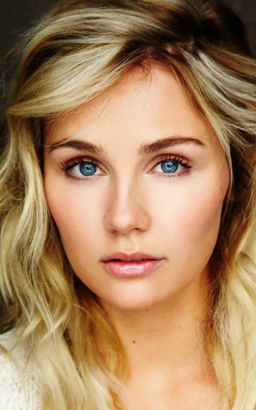 Clare Bowen