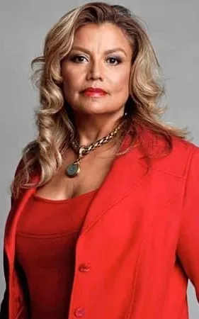 Suzanne de Passe