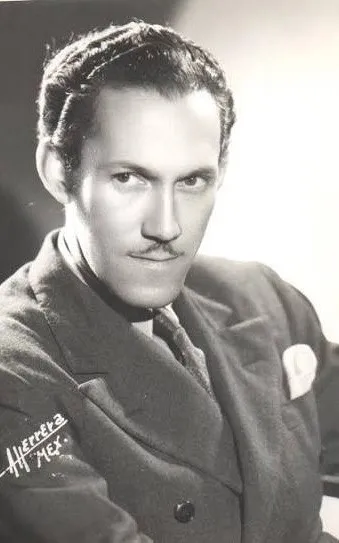 Gonzalo Curiel