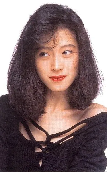 Akina Nakamori