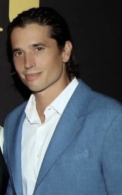 Gregory Thomas