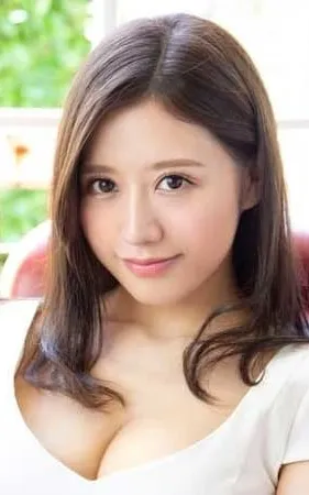 Momoe Takanashi