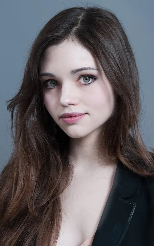 India Eisley