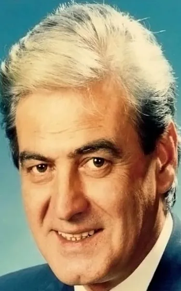 Nikos Apergis