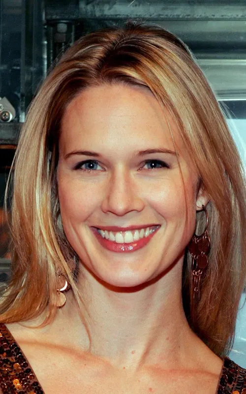 Stephanie March