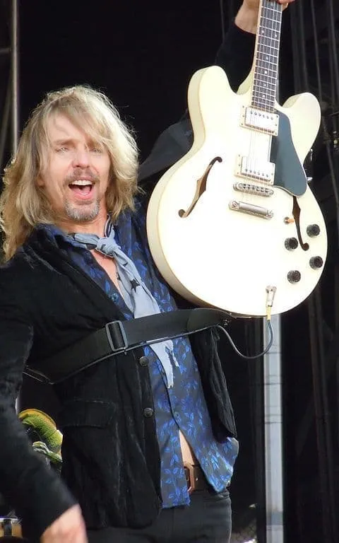 Tommy Shaw