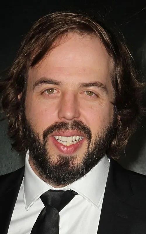 Angus Sampson