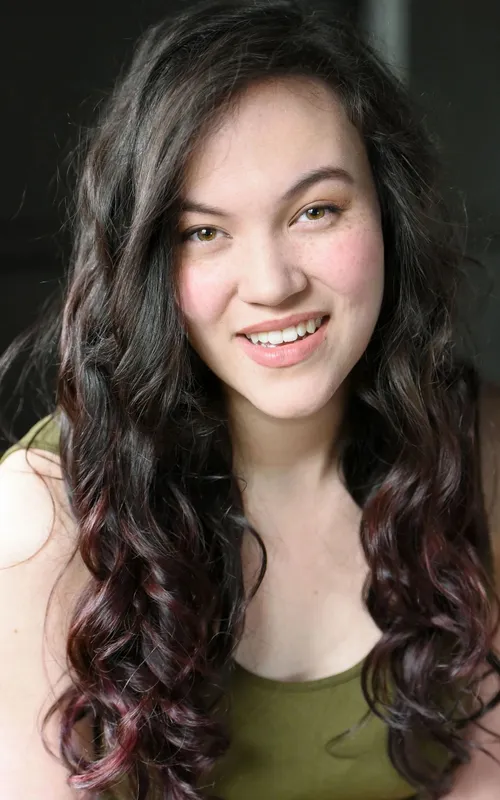 Rhianna DeVries