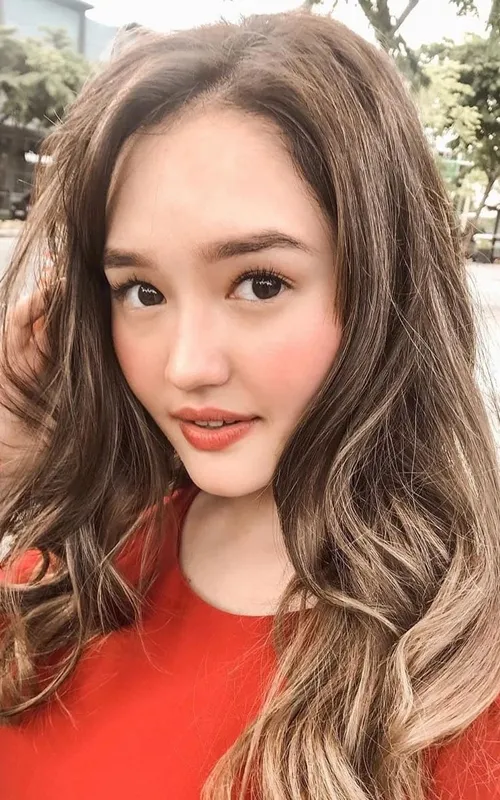 Mika Dela Cruz