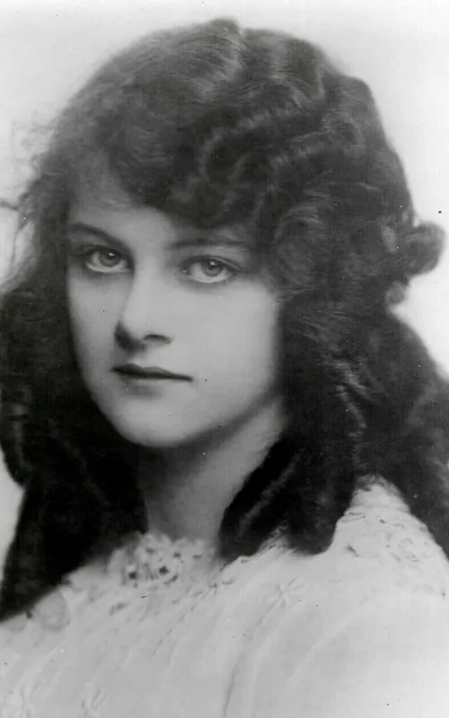 Estelle Allen