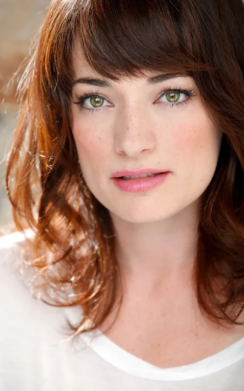 Laura Michelle Kelly