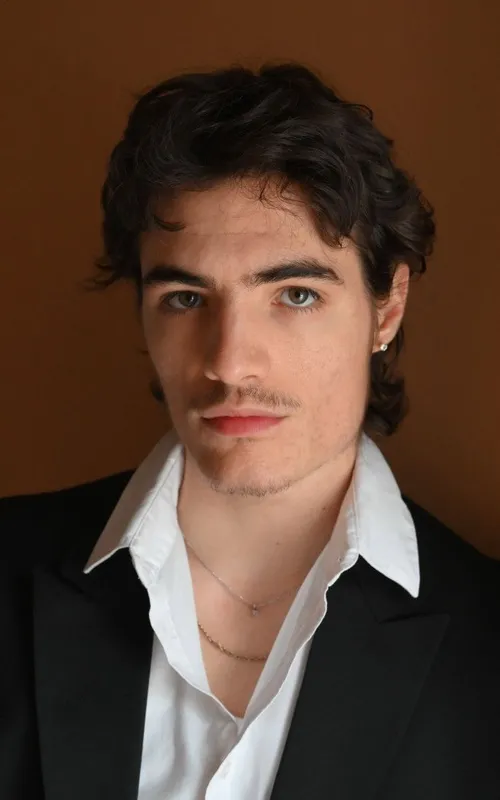 Elliott Mitrani