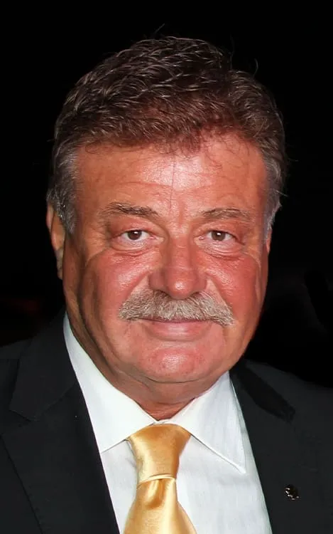 Nuri Alço