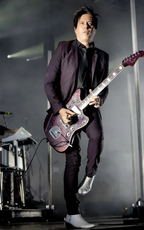 Troy Van Leeuwen