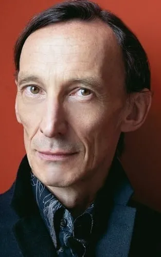 Julian Richings