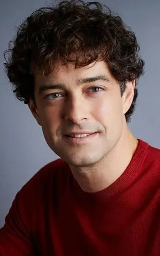 Lee Mead