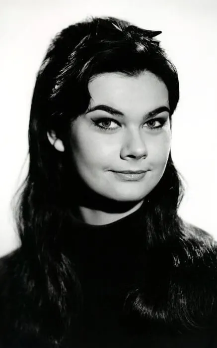 Imogen Hassall