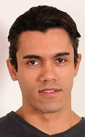 Leo Castro