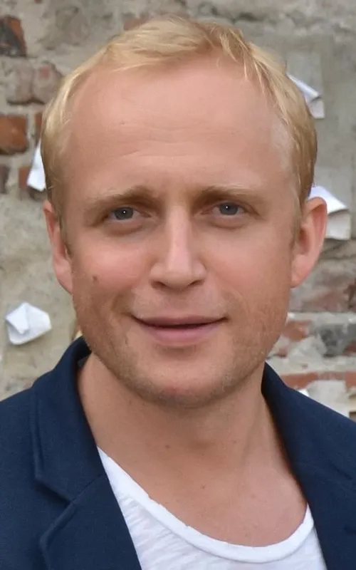 Piotr Adamczyk