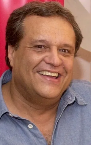 Dennis Carvalho