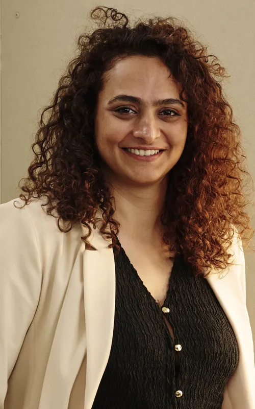 Sakshi Mehta Lau