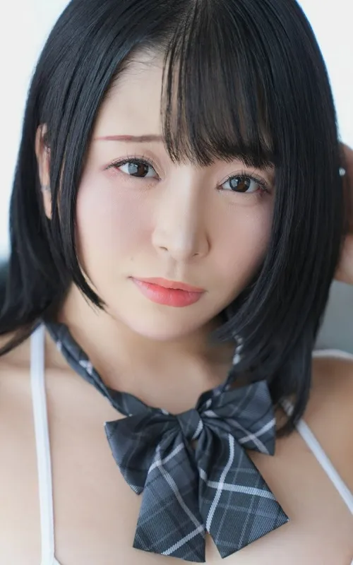Momo Akiba