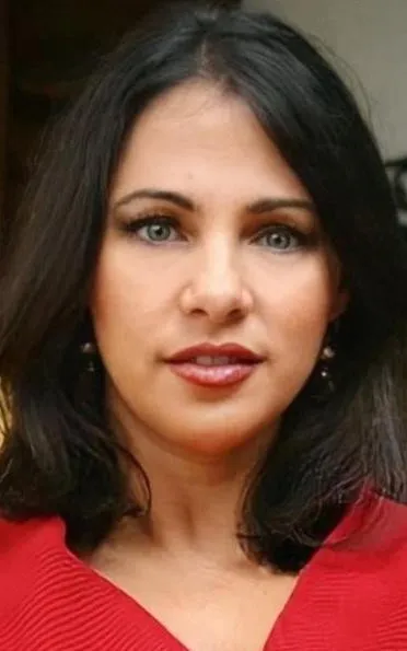 Ana Colchero