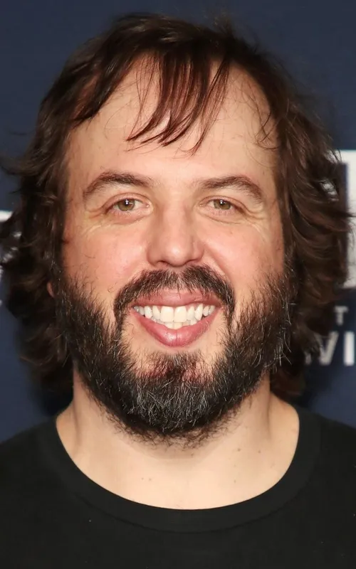 Angus Sampson