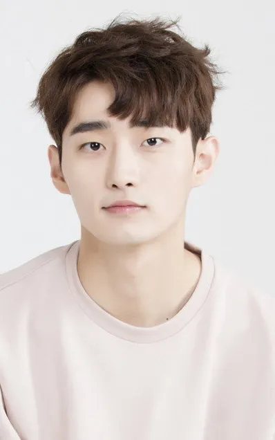 Shin Kang-Woo