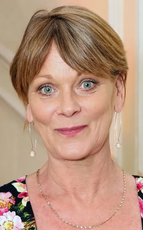 Samantha Bond