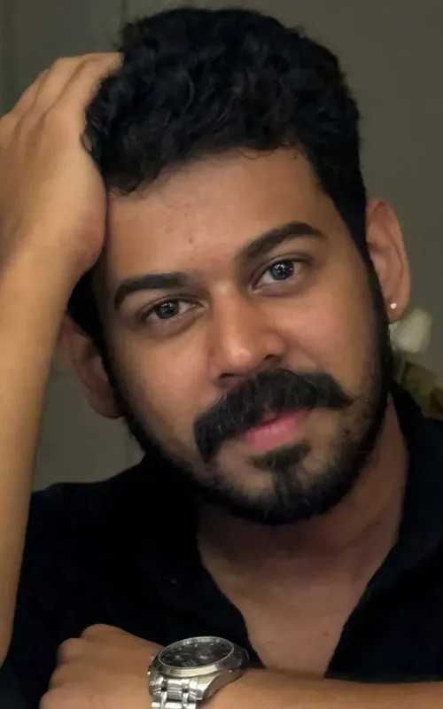Devaraj T R