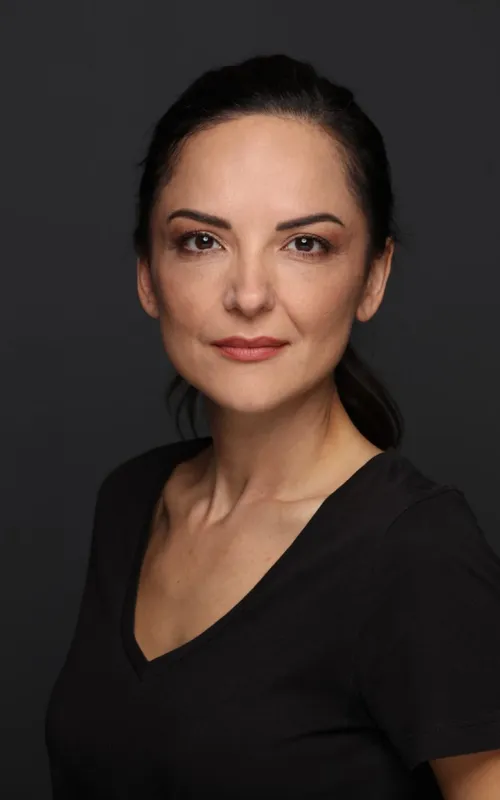 Dilek Aba